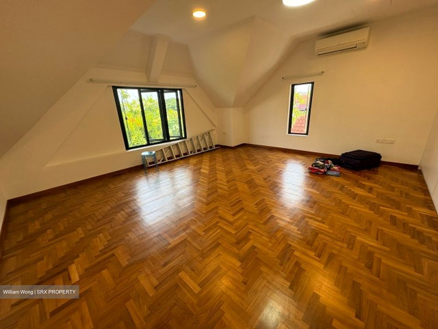 English Villas (D16), Semi-Detached #613350511